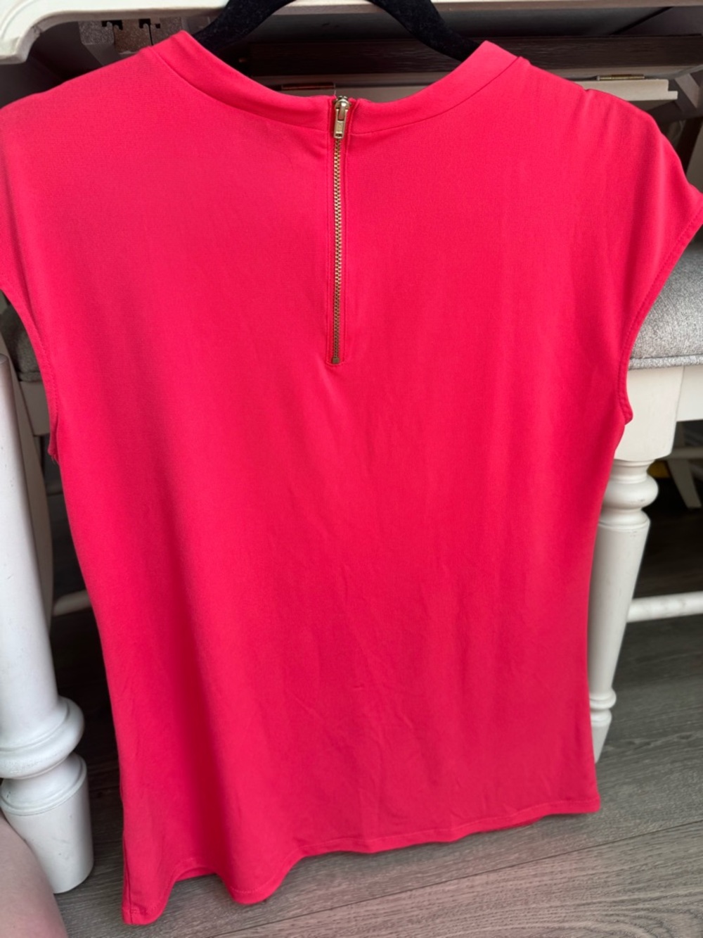 Worthington Pink Pleated Neck Cap Sleeve Top - Picture 3 of 3